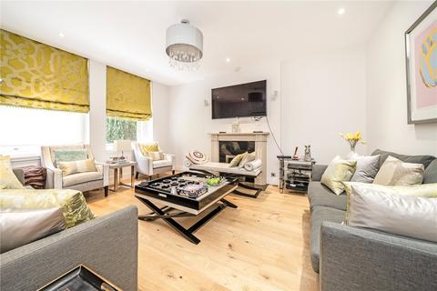 4 bedroom apartment for sale, Campden Hill Court, London W8