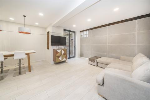 2 bedroom detached house for sale, London W9