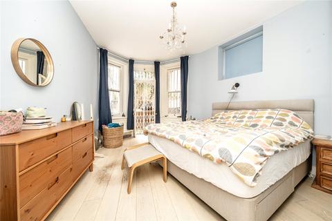 2 bedroom apartment for sale, Elgin Avenue, London W9