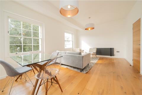 3 bedroom apartment to rent, Gloucester Terrace, London W2