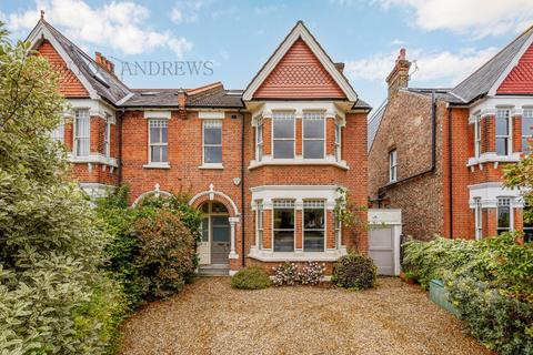 21 Colebrooke Avenue, London, W13 8JZ