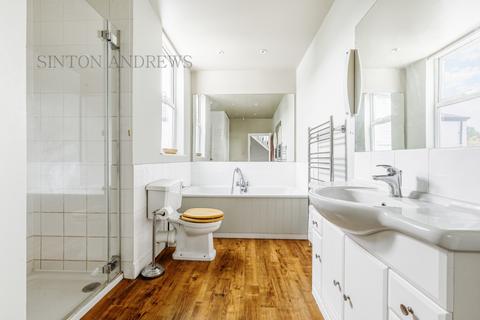 21 Colebrooke Avenue, London, W13 8JZ