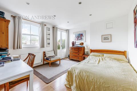 21 Colebrooke Avenue, London, W13 8JZ