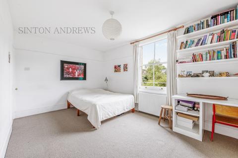 21 Colebrooke Avenue, London, W13 8JZ