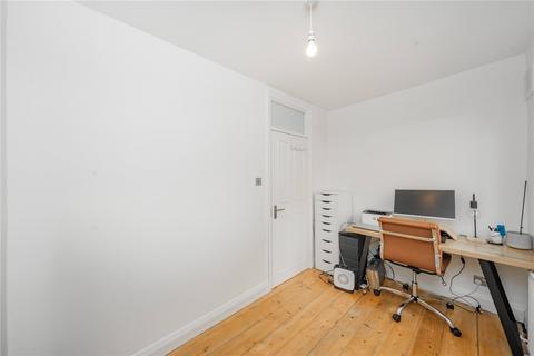 2 bedroom property to rent, Donaldson Road, London NW6