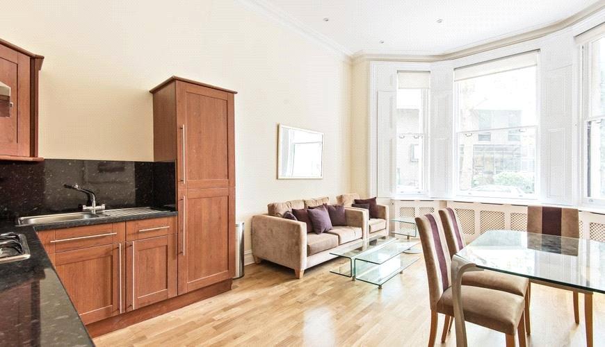 Ashburn Gardens, London SW7 1 bed property - £2,747 pcm (£634 pw)