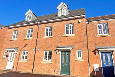 3 bedroom terraced house for sale, Deer Valley Road, Peterborough PE2