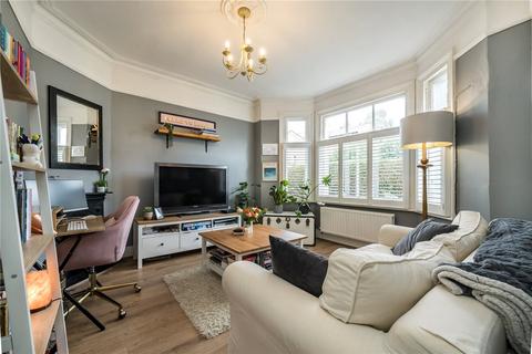 2 bedroom maisonette for sale, Brenda Road, London SW17