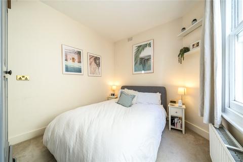 2 bedroom maisonette for sale, Brenda Road, London SW17