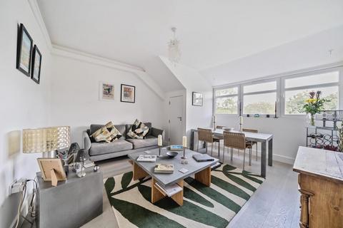 2 bedroom flat for sale, Great North Road,  London,  N6,  N6