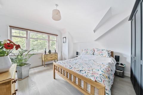 2 bedroom flat for sale, Great North Road,  London,  N6,  N6