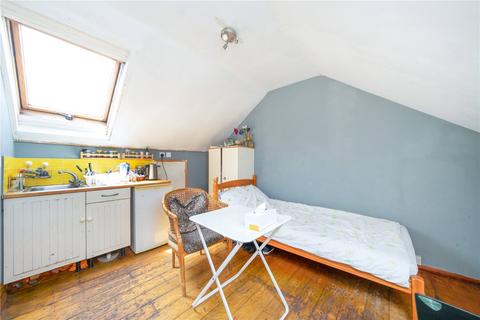 6 bedroom terraced house for sale, Beaconsfield Road, London NW10