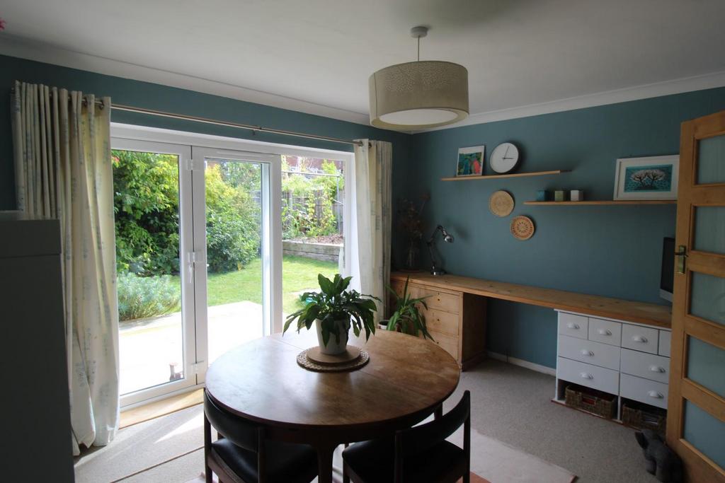 Dining Room.JPG