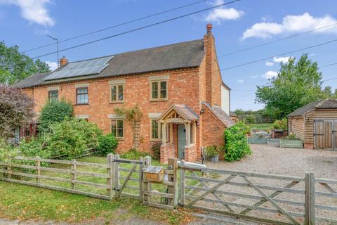 3 bedroom cottage for sale, Keepers Cottage, Bradley Green, B96 6TQ