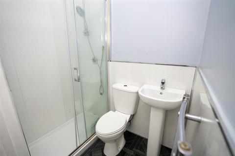 2, Orchard Villas Wexham Street, Wexham, Slough, SL3 6NY