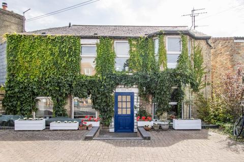undefined, Milton Road, Cambridge