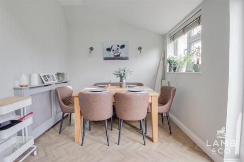 1 Bramley Close, Alresford, Colchester, CO7 8EL