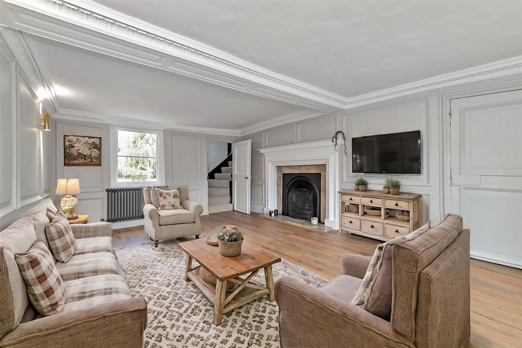 Virtual Staging AI - Sleapshyde Farm sitting room .