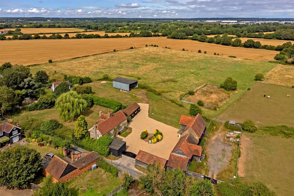 Sleapshyde Farm2024-18.jpg