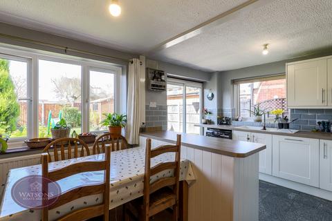 5 Armstrong Road, Nottingham, NG6 7AS