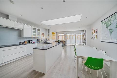 4 bedroom semi-detached house for sale, Holmwood Grove, Mill Hill, London, NW7