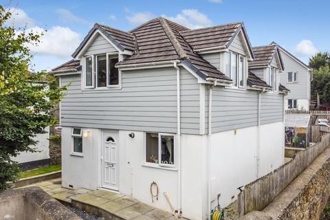 Clovelly Road, Bideford EX39