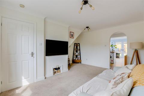 16 Llys Dewi, Creigiau, Cardiff, CF15 9JY
