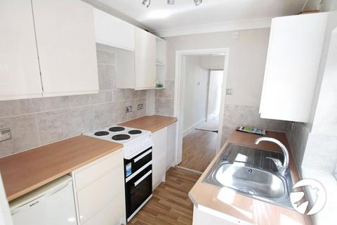 2 bedroom terraced house to rent, Coopers Road, Northfleet, Gravesend, Kent, DA11