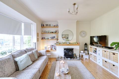 61 Frederick Road, Rainham, RM13 8NR