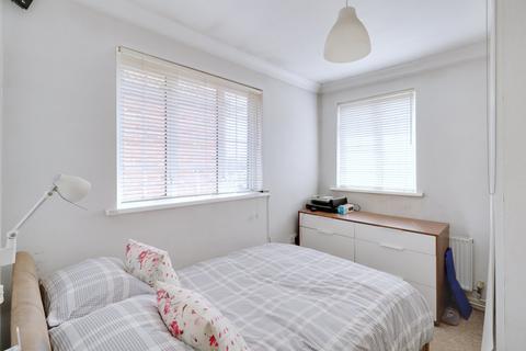 61 Frederick Road, Rainham, RM13 8NR