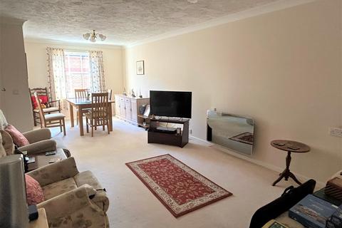 1 bedroom flat for sale, Stockbridge Road, Chichester, West Sussex