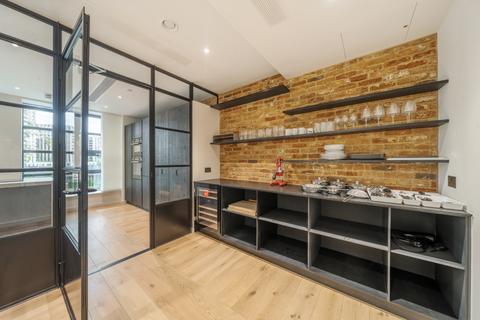 3 bedroom townhouse for sale, City Island Way London E14