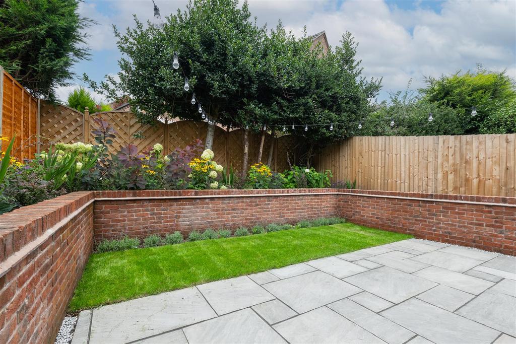 Garden-2.jpg