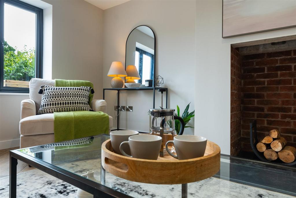 Lounge-5.jpg
