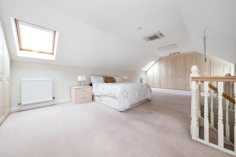 3 Williams Way, Dartford, DA2 7WF