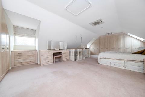 3 Williams Way, Dartford, DA2 7WF