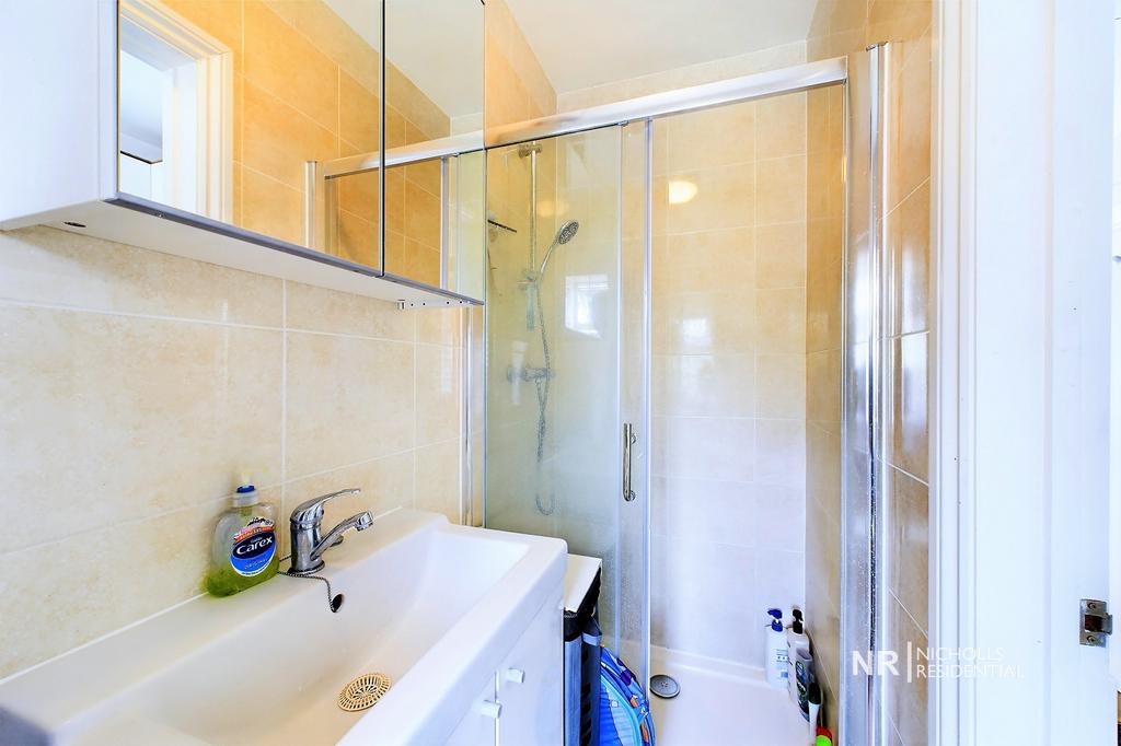 Shower Room Extra Photo