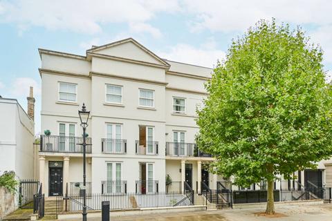 5 bedroom terraced house to rent, St Peters Square, Hammersmith, London, W6