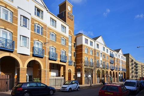 2 bedroom flat for sale, Rotherhithe Street, Canada Water, London, SE16