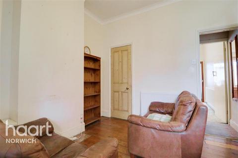 4 bedroom terraced house to rent, Bury Street, Norwich