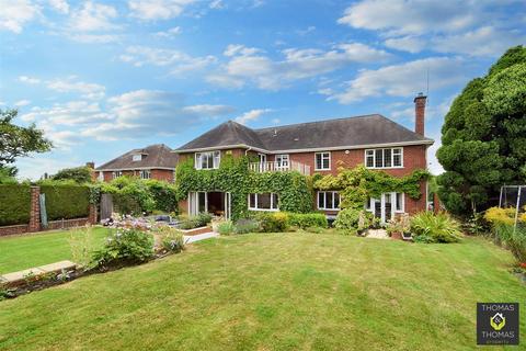 5 bedroom detached house for sale, Pirton Lane, Churchdown