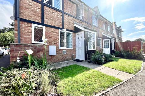 1 bedroom end of terrace house to rent, Hawthorn Close, Cranford, TW5