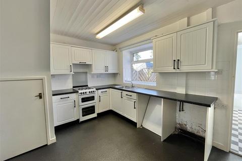 2 bedroom terraced house for sale, Talbot Street, Glossop