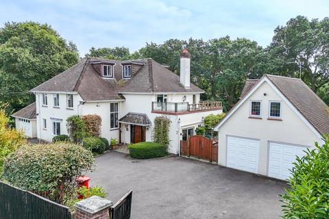 8 bedroom detached house for sale, Barrs Avenue, New Milton, BH25