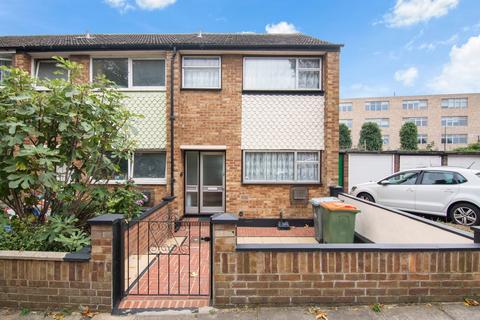 2 bedroom end of terrace house for sale, St Mary's Approach, Manor Park, London, E12