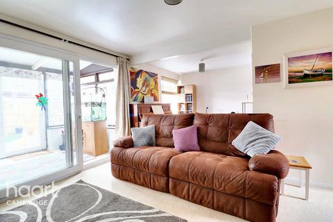 2 bedroom end of terrace house for sale, Dunsmore Close, Cambridge