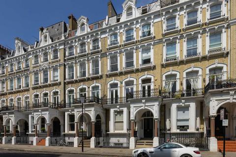 2 bedroom flat for sale, Redcliffe Square, London, SW10