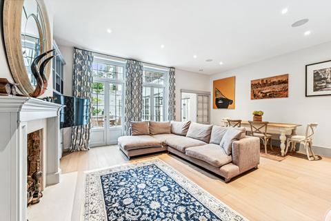 2 bedroom flat for sale, Redcliffe Square, London, SW10