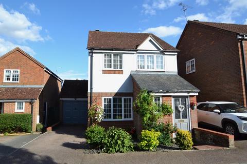 3 bedroom detached house for sale, Lunardi Court, Puckeridge