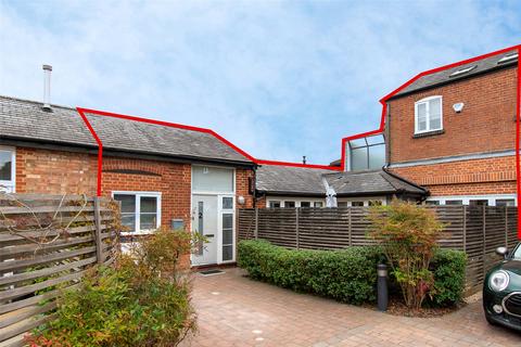 3 bedroom mews for sale, Clarence Park Mews, Clarence Road, St. Albans, Hertfordshire, AL1